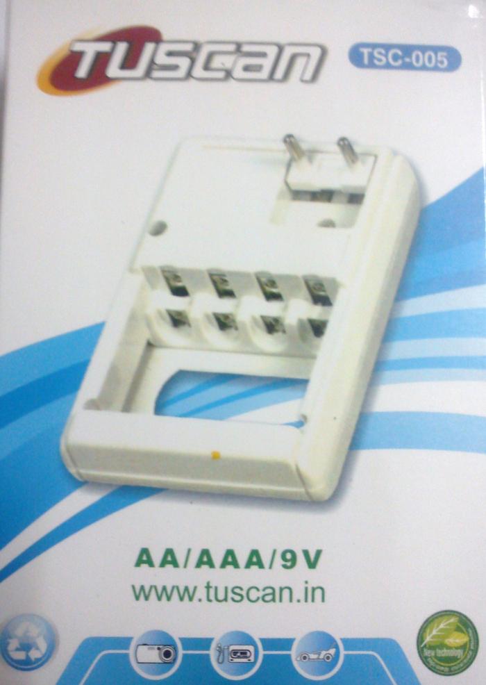 Tuscan AA/AAA/9V Battery Charger